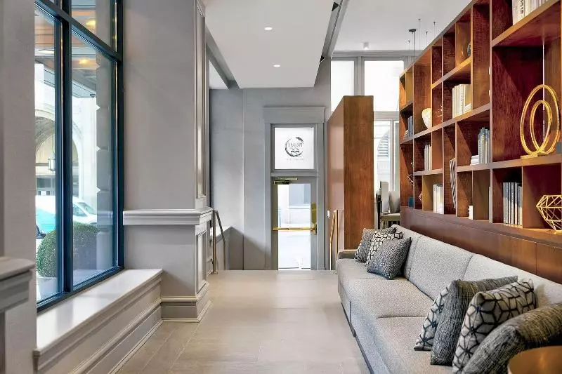 هتل Le Meridien St. Louis Downtown