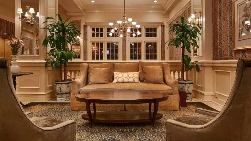 هتل Le Meridien St. Louis Downtown