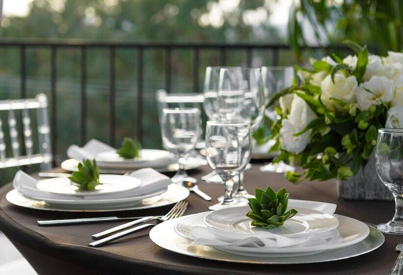 فندق Le Parc At Melrose