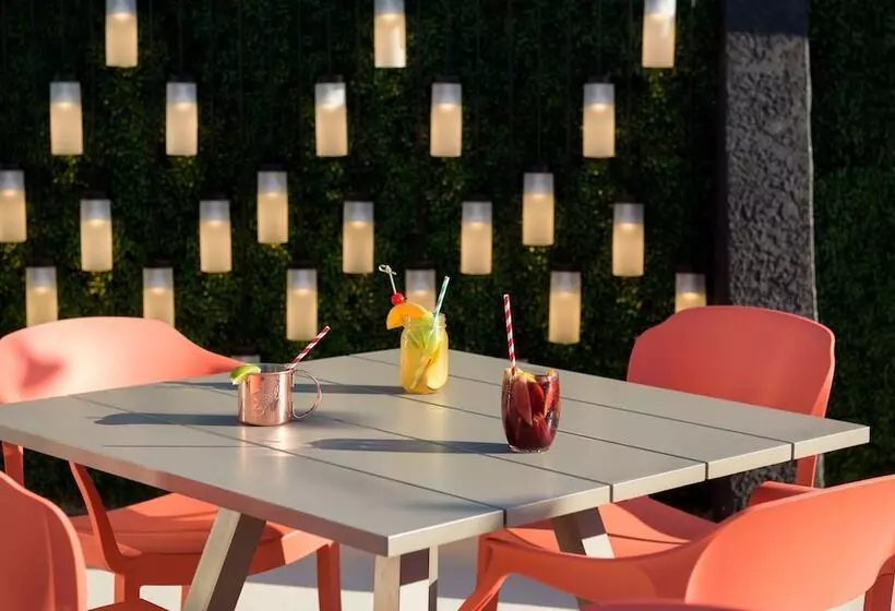 酒店 Le Parc At Melrose