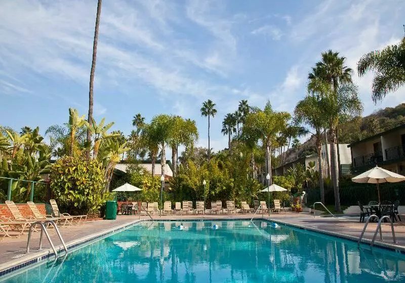 Legacy Resort Hotel & Spa