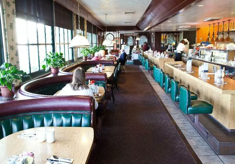 Legacy Resort Hotel & Spa