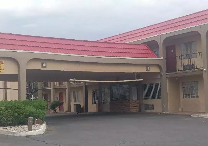ホテル Tree Inn & Suites Albuquerque