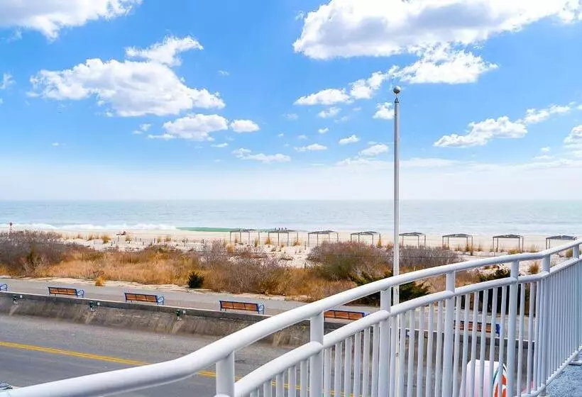 ホテル Montreal Beach Resort