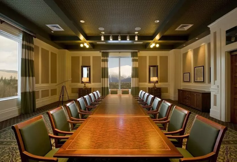 בית מלון כפרי Omni Mount Washington Resort & Spa