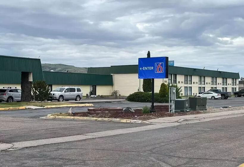 Motel 6 Pocatello Id