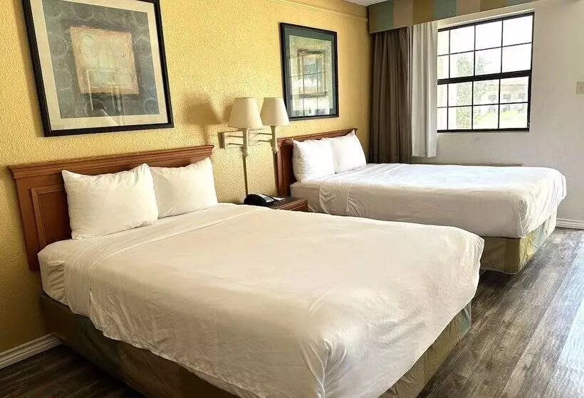 فندق Quality Inn Nacogdoches Near University