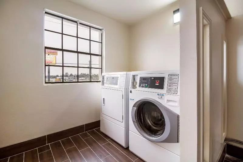 酒店 Red Roof Inn Houston East I10