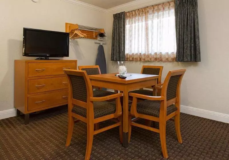 酒店 Soma Park Inn