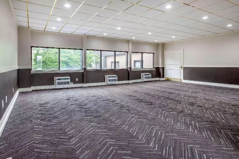 فندق Somerset Lofts