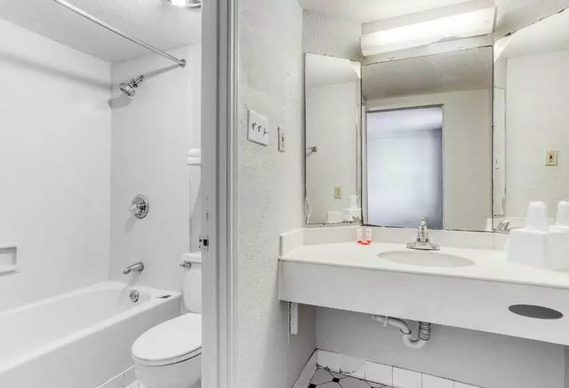 فندق Sunset Inn Oklahoma City