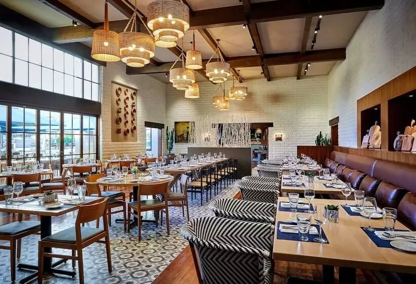 Jw Marriott Scottsdale Camelback Inn Resort & Spa