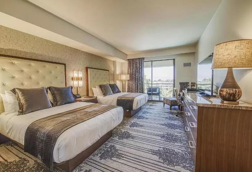 Legacy Resort Hotel & Spa