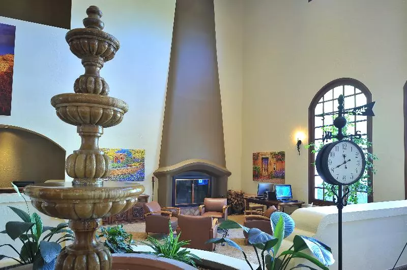 Los Abrigados Resort And Spa