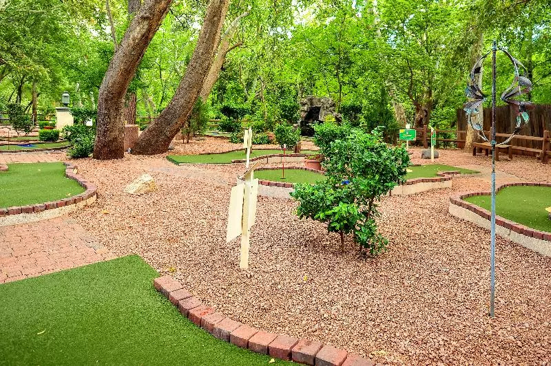 Los Abrigados Resort And Spa