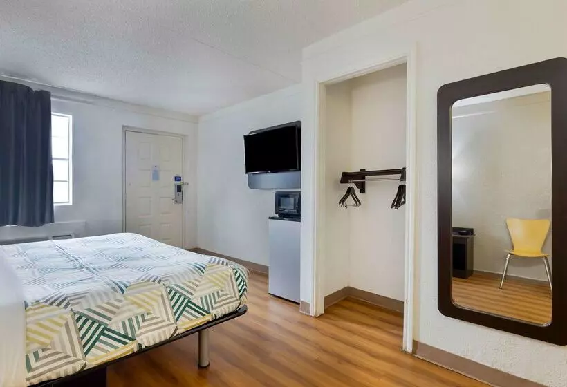 Motel 6 Beaumont, Tx