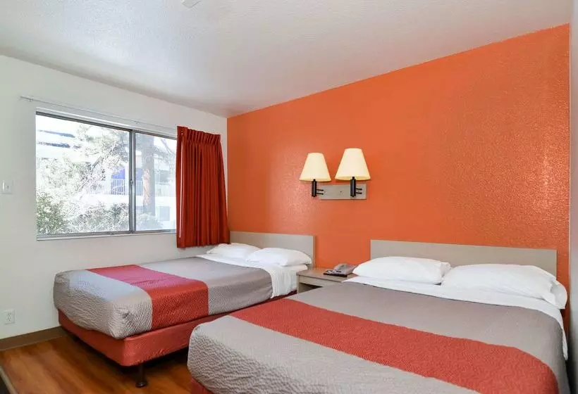 Motel 6 Big Bear Lake, Ca