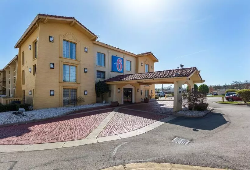 Motel 6knoxville, Tn