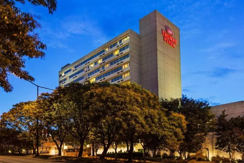 ホテル Crowne Plaza Knoxville Downtown University, An Ihg