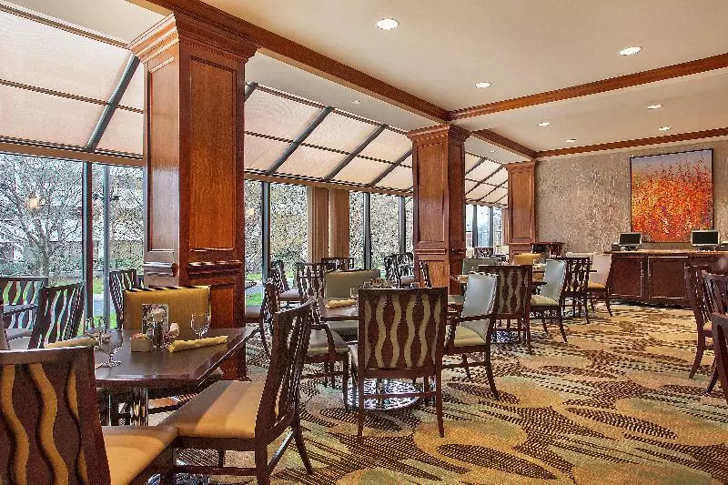 ホテル Crowne Plaza Knoxville Downtown University, An Ihg