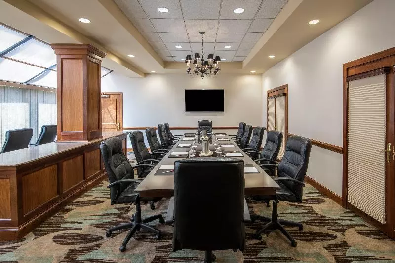 ホテル Crowne Plaza Knoxville Downtown University, An Ihg