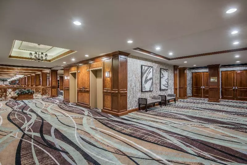 ホテル Crowne Plaza Knoxville Downtown University, An Ihg