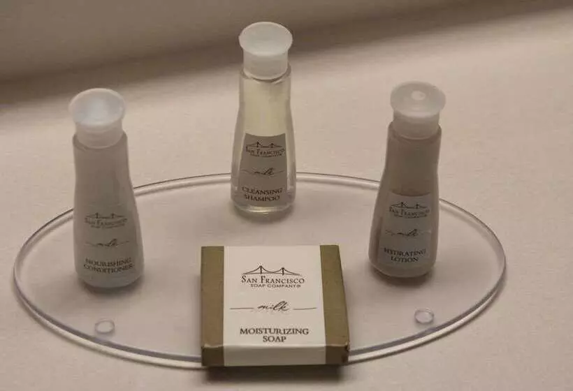 Hotel Baymont By Wyndham Salem Roanoke Area