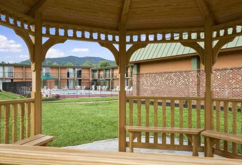 Hotel Baymont By Wyndham Salem Roanoke Area