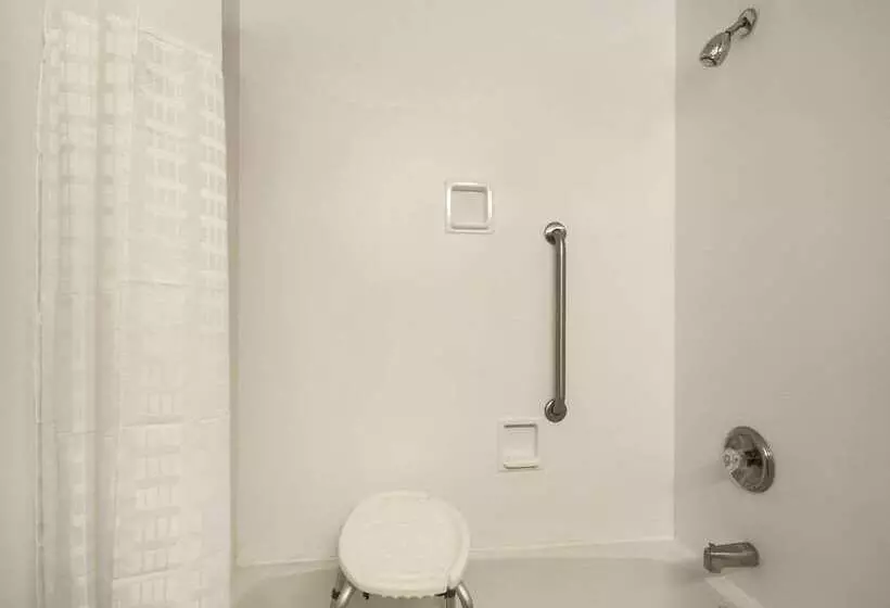 Hotel Baymont By Wyndham Salem Roanoke Area