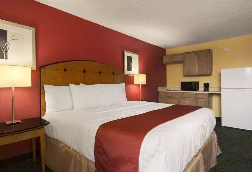 Hotel Baymont By Wyndham Salem Roanoke Area