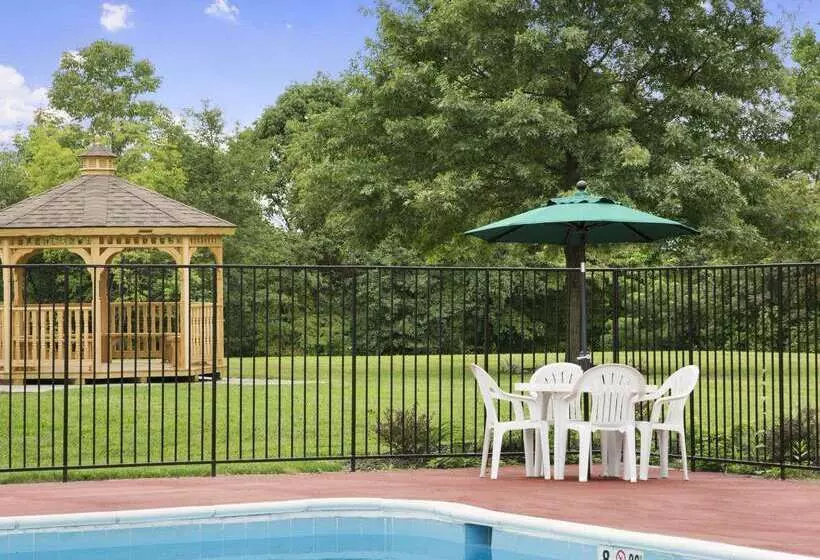 Hotel Baymont By Wyndham Salem Roanoke Area