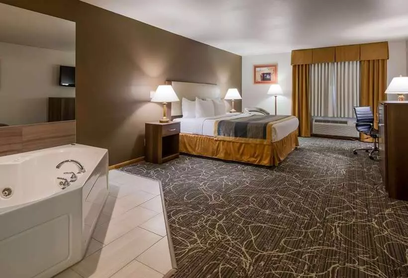 Отель Best Western West Towne Suites