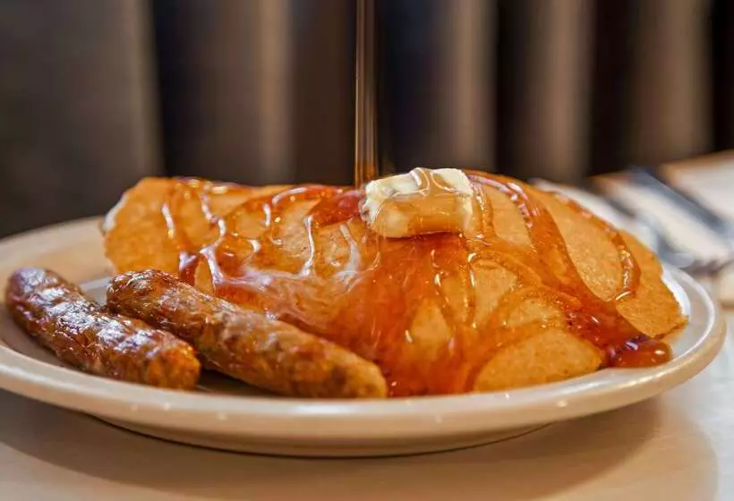 Отель Best Western West Towne Suites