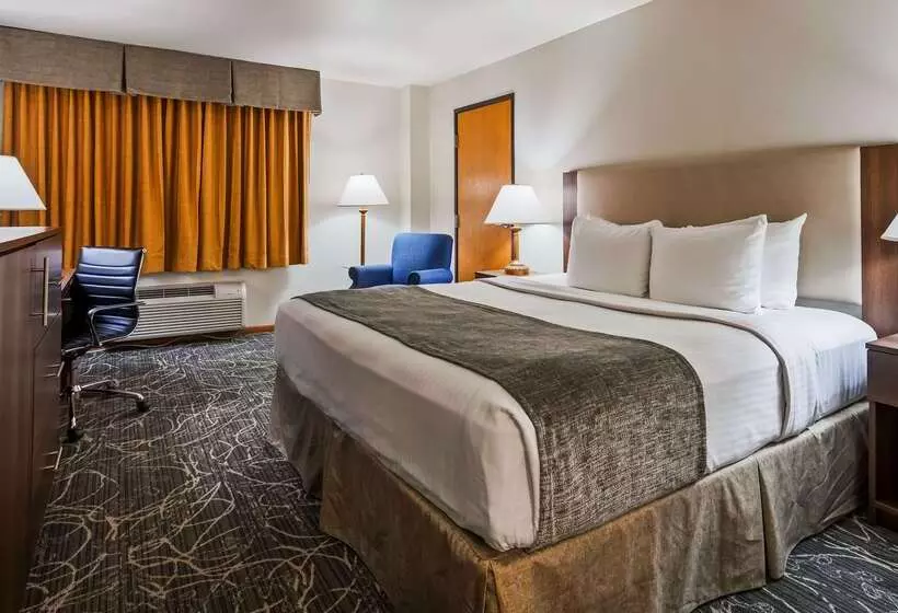 Отель Best Western West Towne Suites