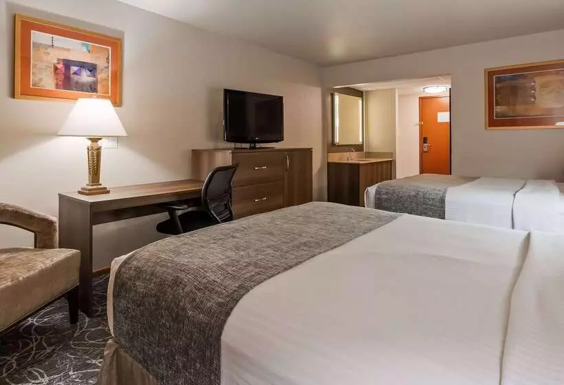 Отель Best Western West Towne Suites