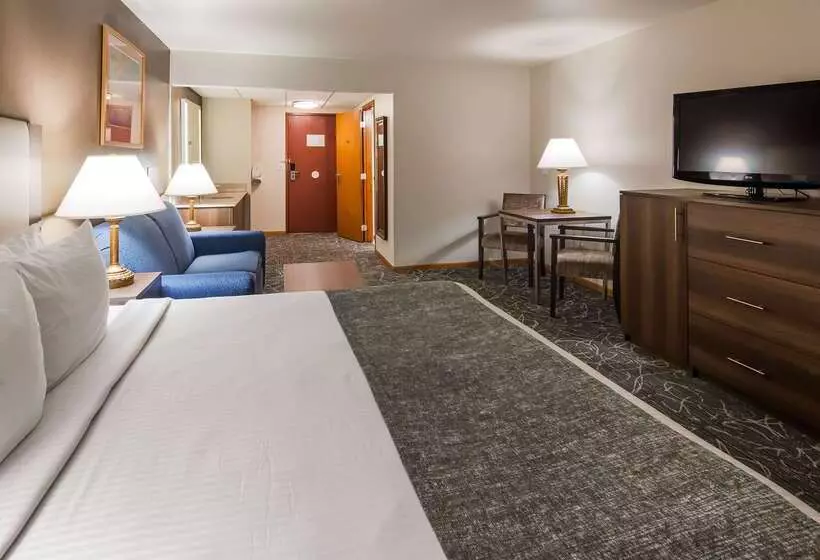 Отель Best Western West Towne Suites