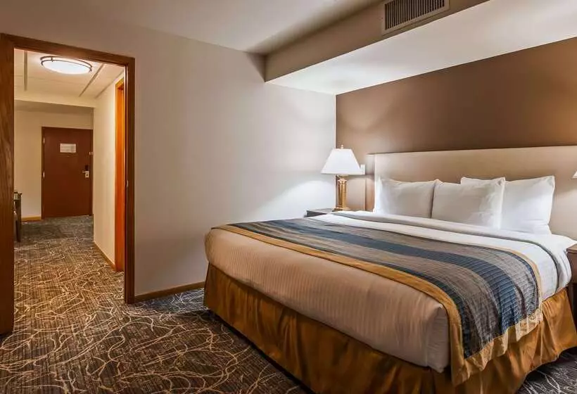 Отель Best Western West Towne Suites