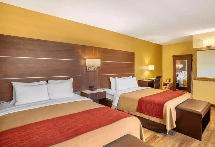 Отель Comfort Inn San Diego Airport At The Harbor