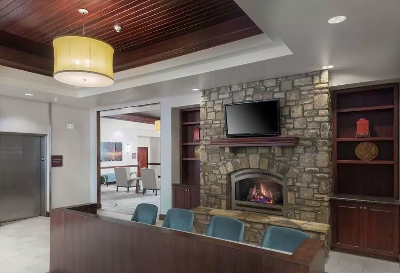 فندق Doubletree By Hilton Asheville Biltmore