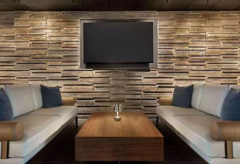 Hotelli Doubletree By Hilton San Francisco South Airport Blvd