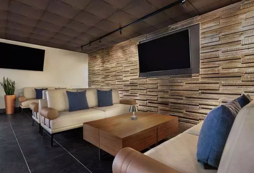 Hotelli Doubletree By Hilton San Francisco South Airport Blvd