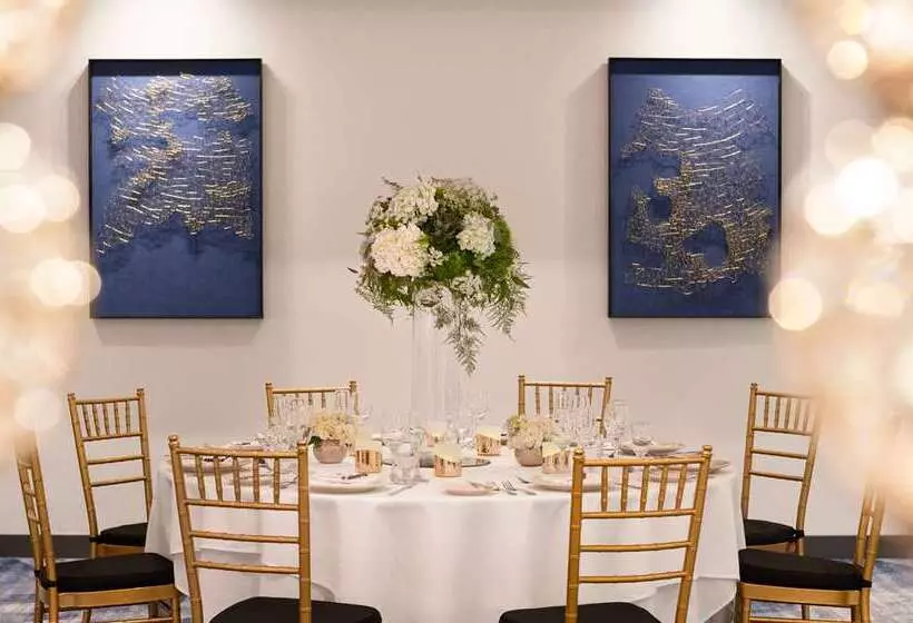 Hotelli Doubletree By Hilton San Francisco South Airport Blvd