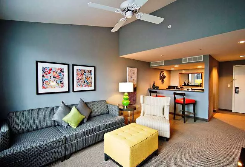 Doubletree Suites By Hilton Hotel Huntsville South