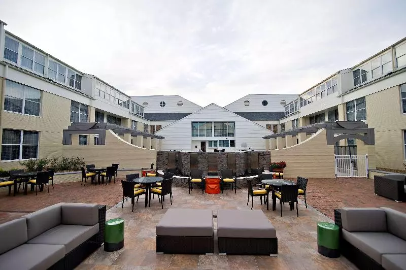 Doubletree Suites By Hilton Hotel Huntsville South