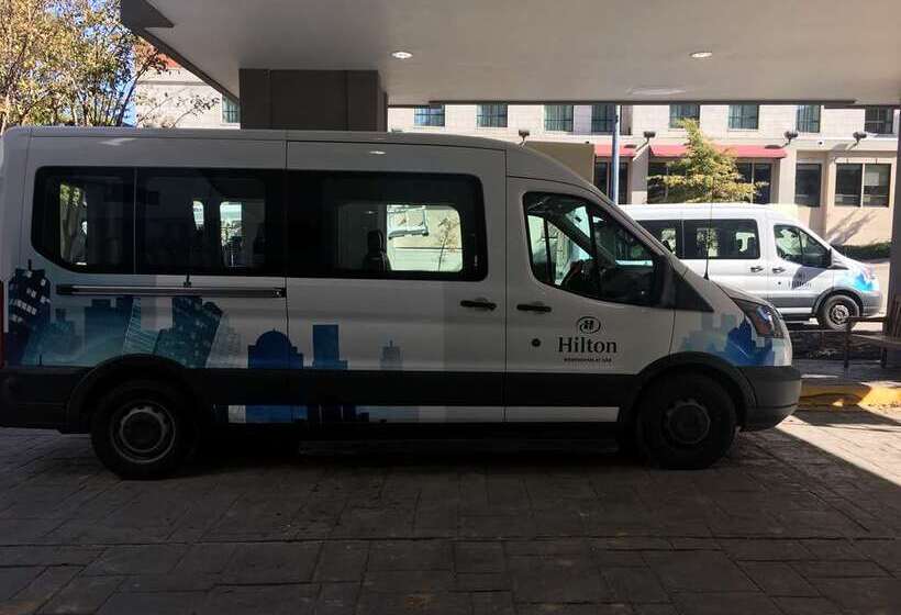 فندق Hilton Birmingham Downtown At Uab