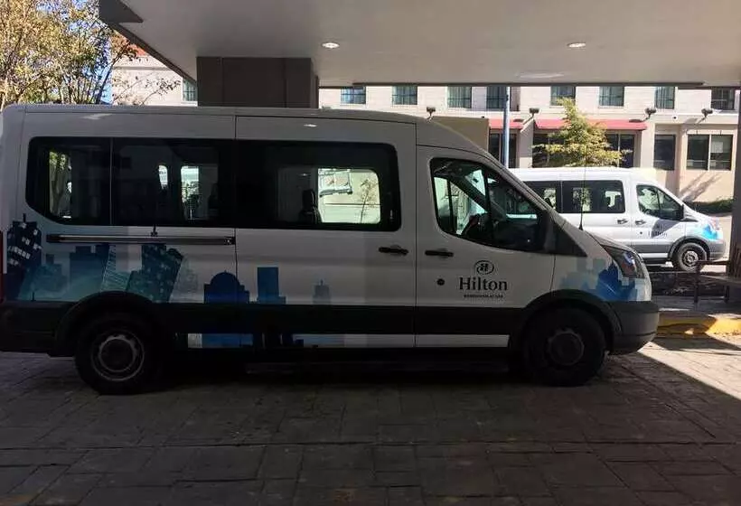 فندق Hilton Birmingham Downtown At Uab