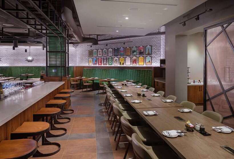 فندق Hilton Birmingham Downtown At Uab