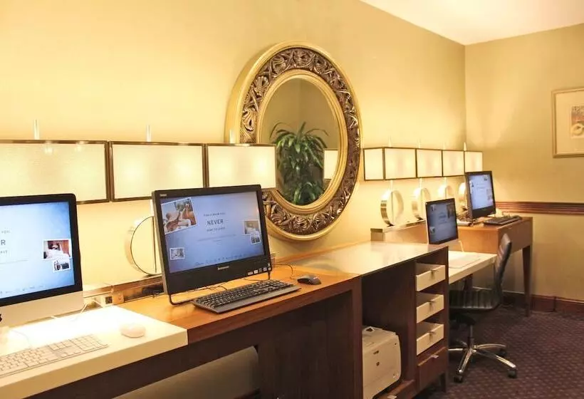 Szálloda Hilton Cincinnati Netherland Plaza