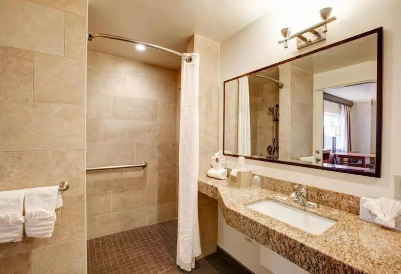 ホテル Newport Channel Inn