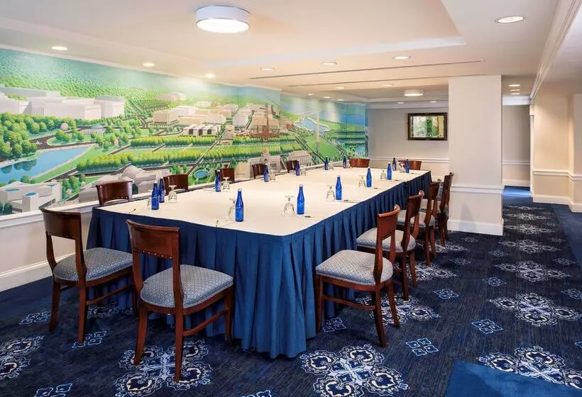 Отель Phoenix Park